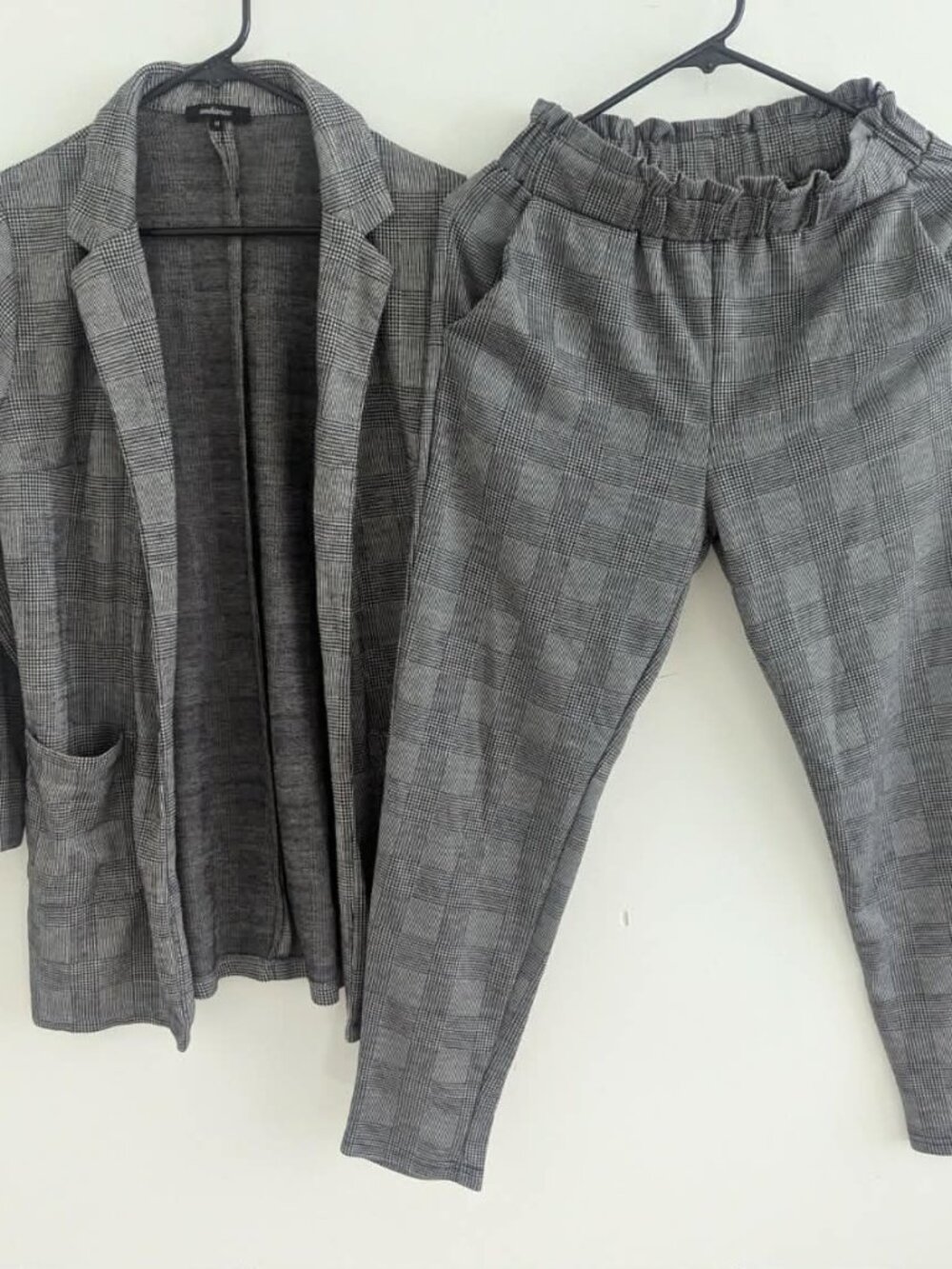 Ambiance Gray Plaid Blazer & Pants Matching Set M/S